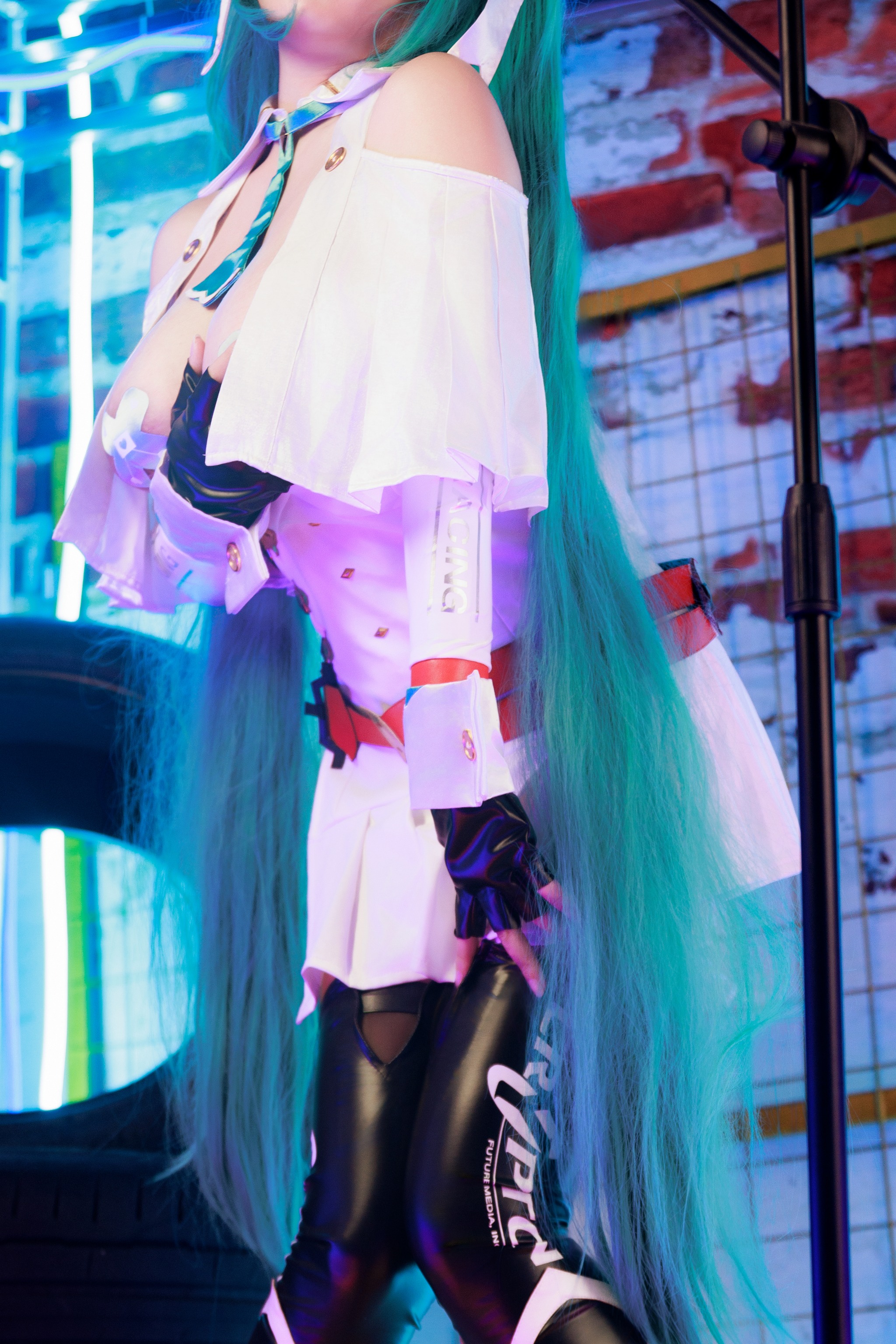 阿雪雪 - NO.081 初音未来赛车服[89P2V]-XikXak